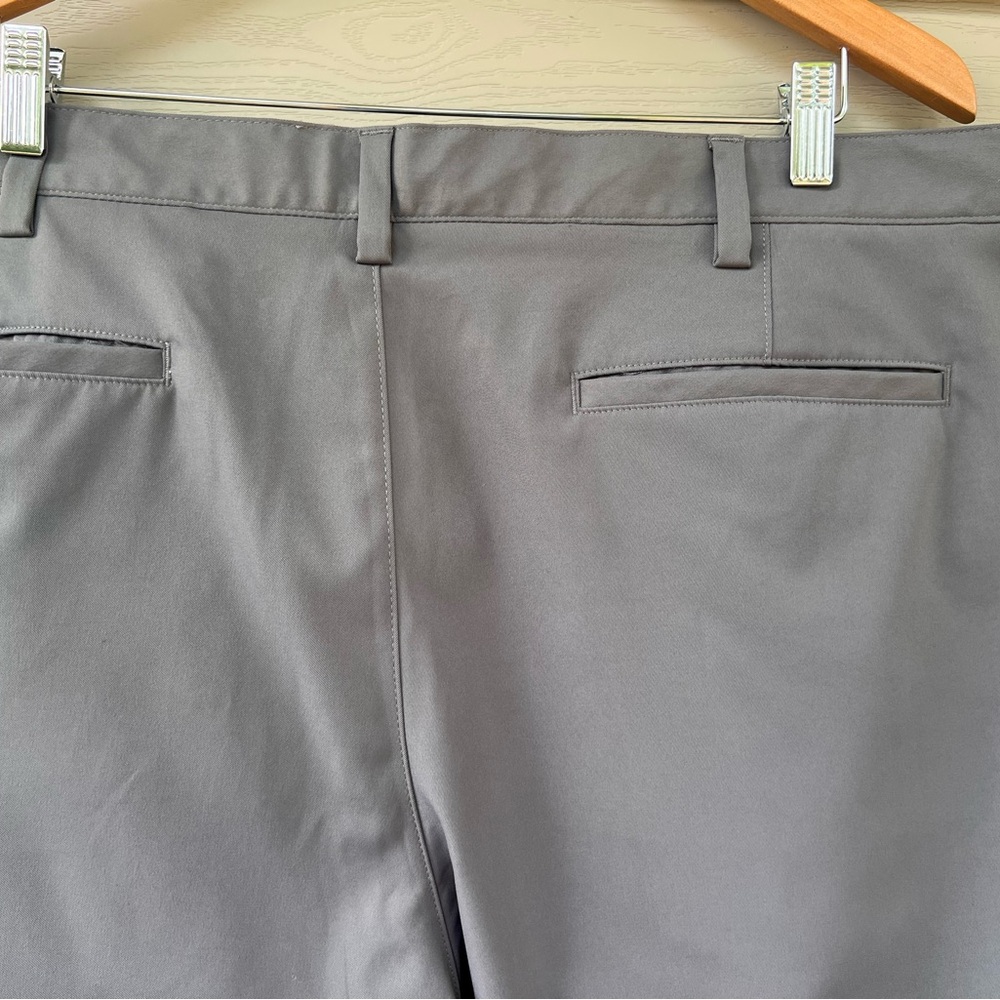 Lands’ End Flex GOLF Pant | Dark Gray | Size 40 Waist | Approx. 38 Length - Picture 4 of 14